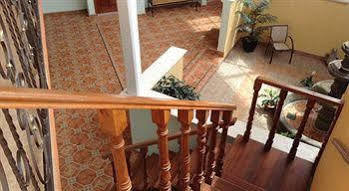 Hotel Tres Flores